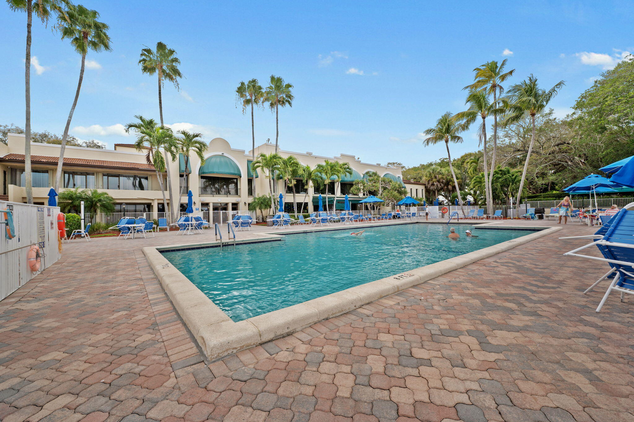 Pine Island Ridge - Residential