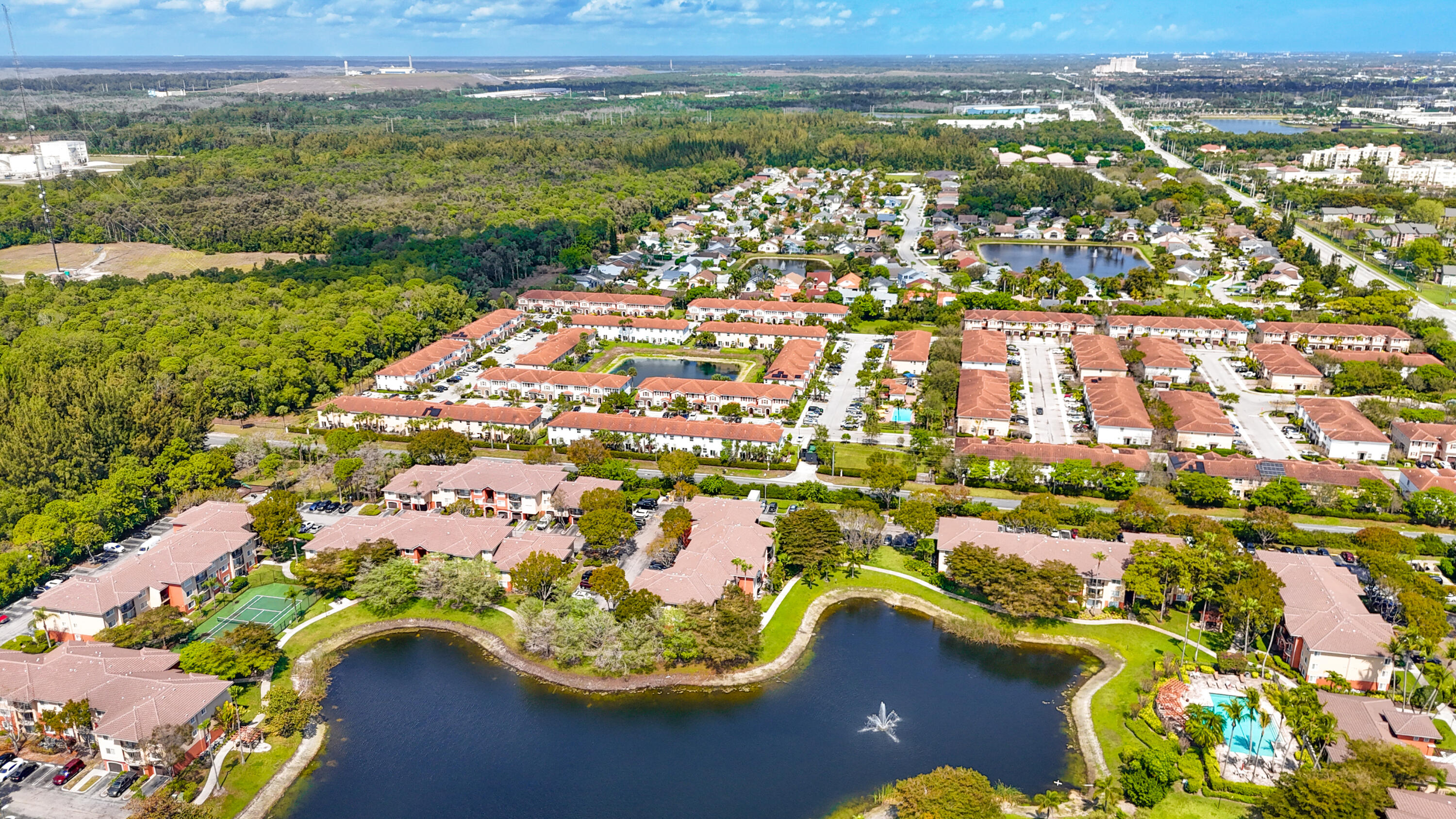 GRAND ISLES CONDO - Residential