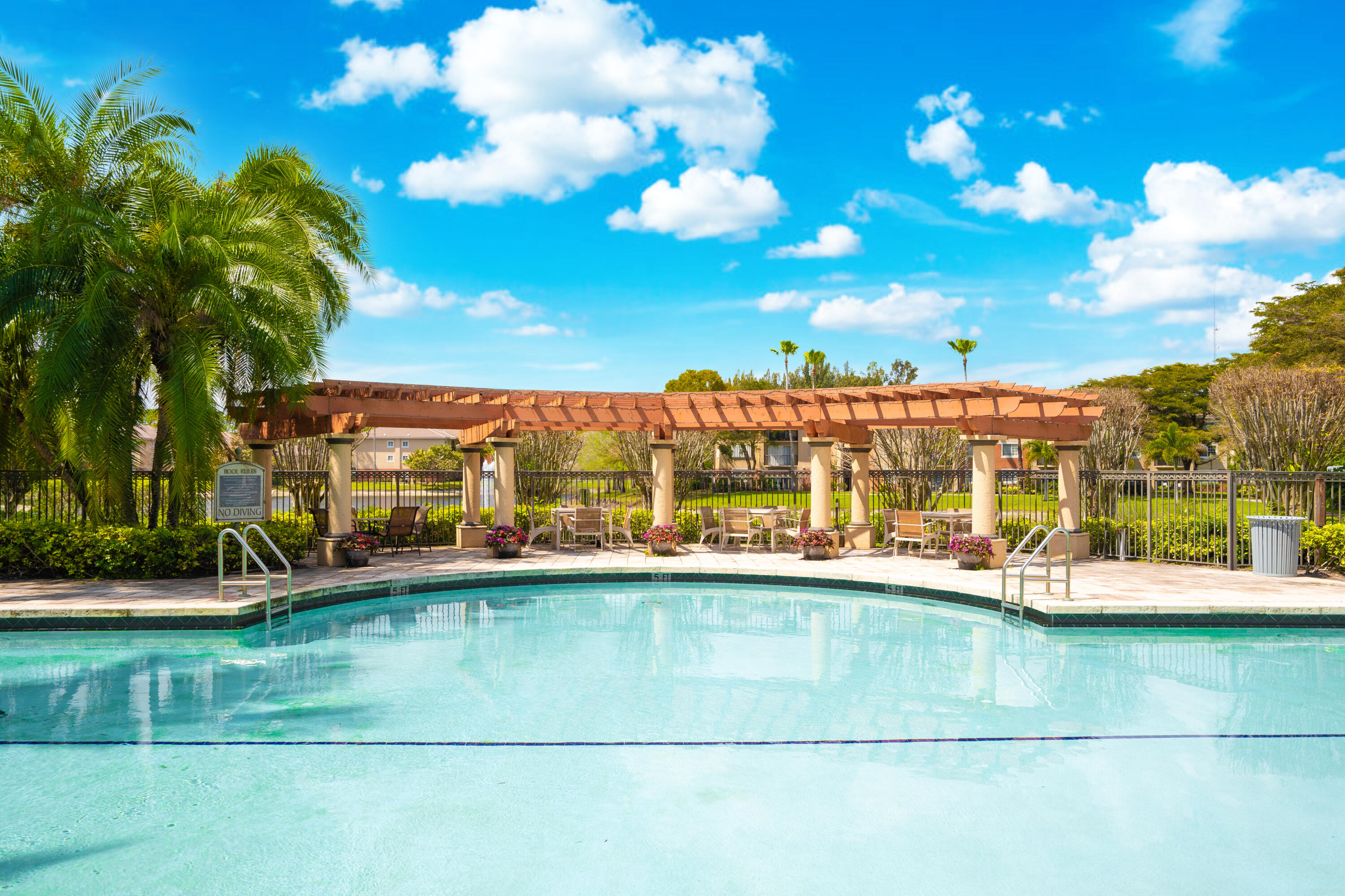 GRAND ISLES CONDO - Residential