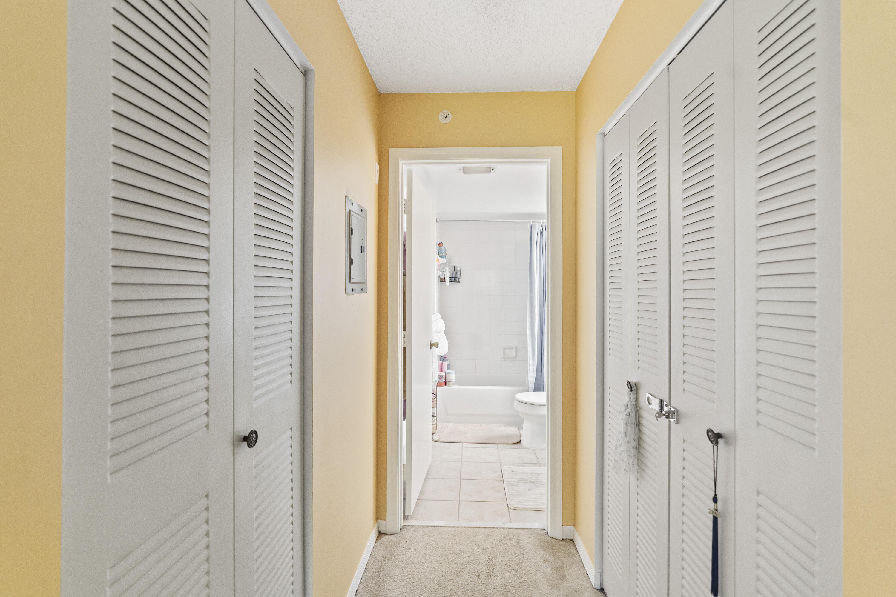 GRAND ISLES CONDO - Residential