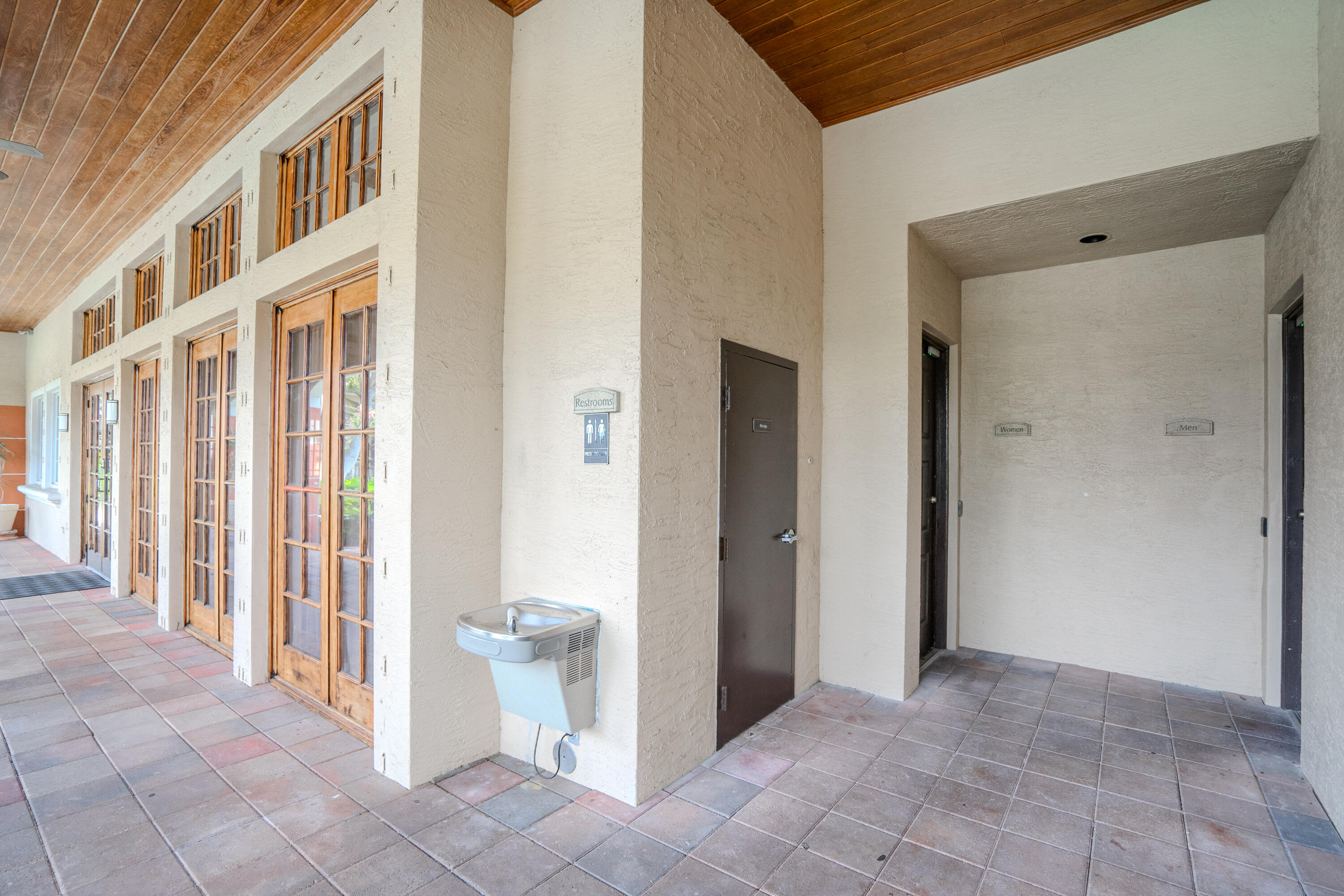 GRAND ISLES CONDO - Residential