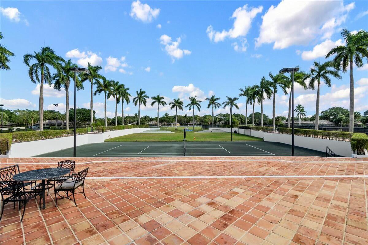 TENNIS LODGES 1 CONDO - Residential