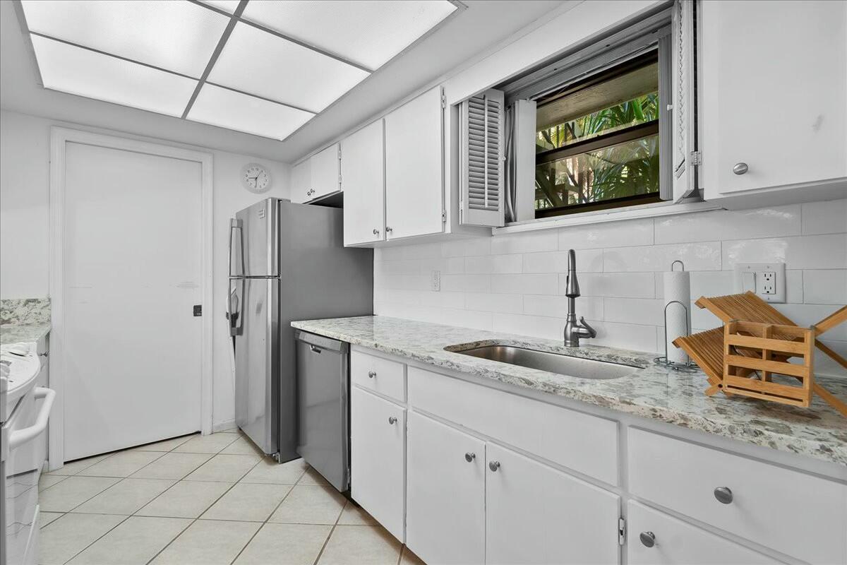 11863 Wimbledon Circle 446