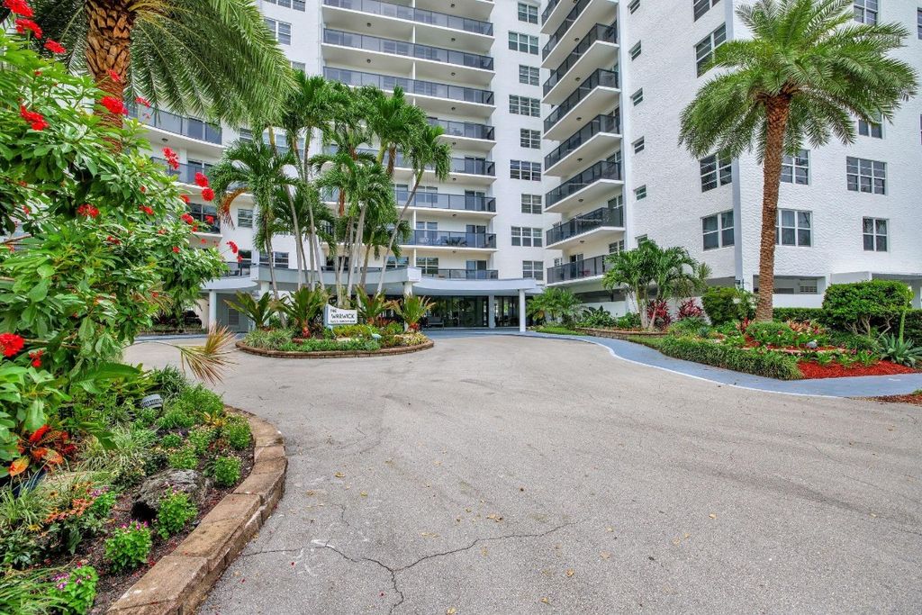 Photo of 5100 Dupont Boulevard #5M, Fort Lauderdale, FL 33308 (MLS # F10496000)