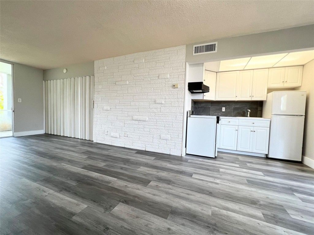 Photo of 777 E 2nd Avenue #A102, Deerfield Beach, FL 33441 (MLS # F10514613)