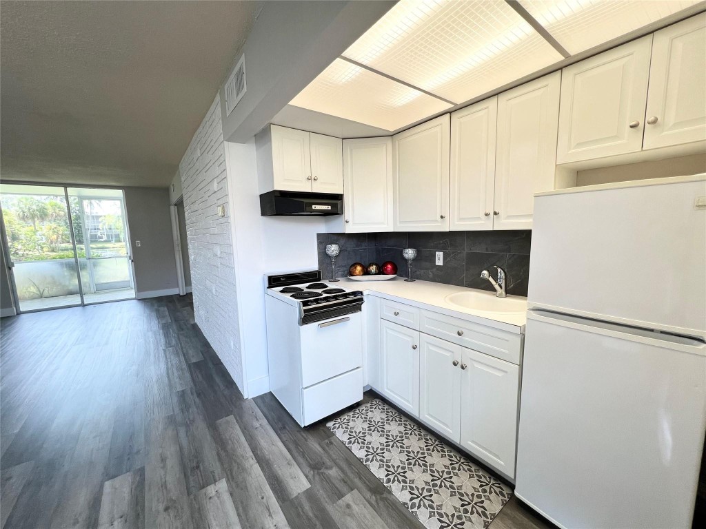 777 E 2nd Avenue A102