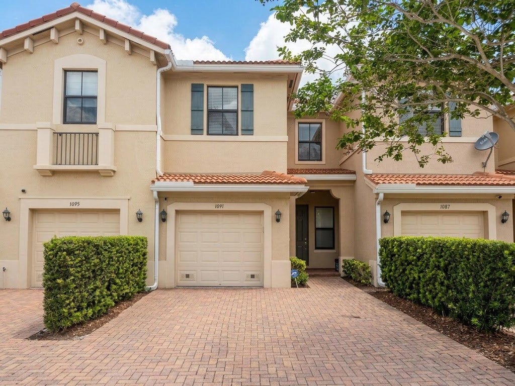 Photo of 1091 NW 33RD Street, Pompano Beach, FL 33064 (MLS # B26064805)