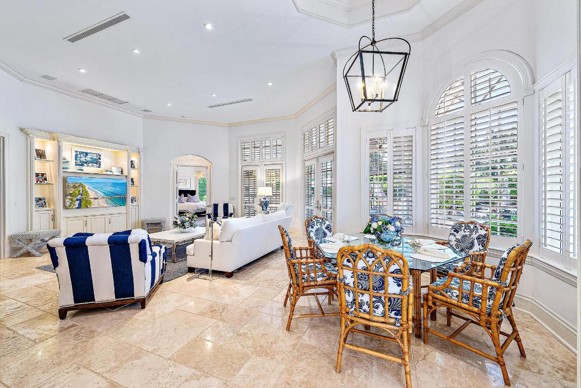 Jupiter Hills Village - Residential