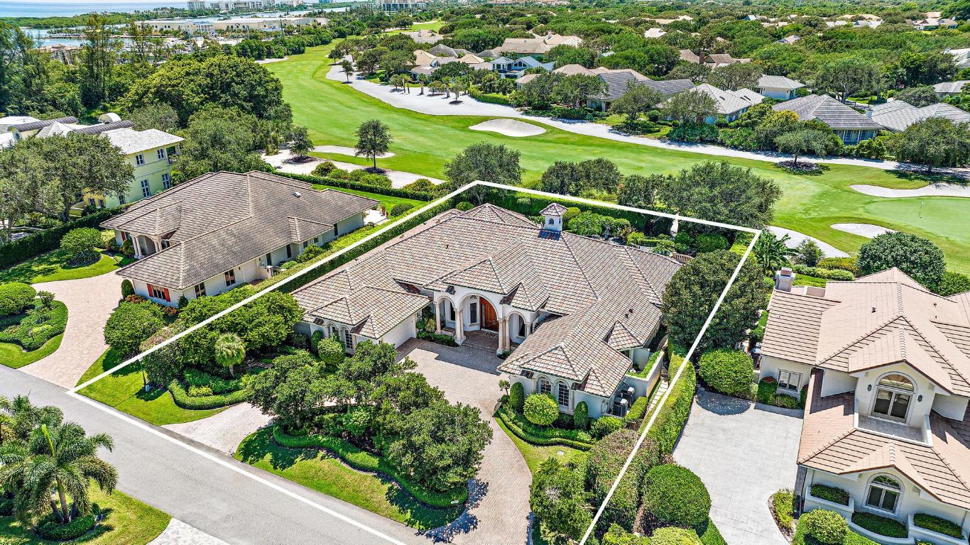 Jupiter Hills Village - Residential