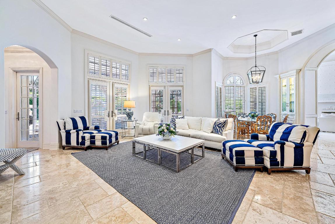 Jupiter Hills Village - Residential