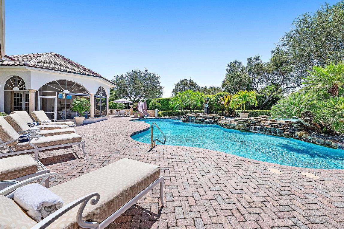 Jupiter Hills Village - Residential