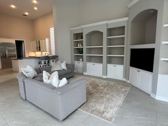 LANDINGS AT WOODFIELD COU - Residential