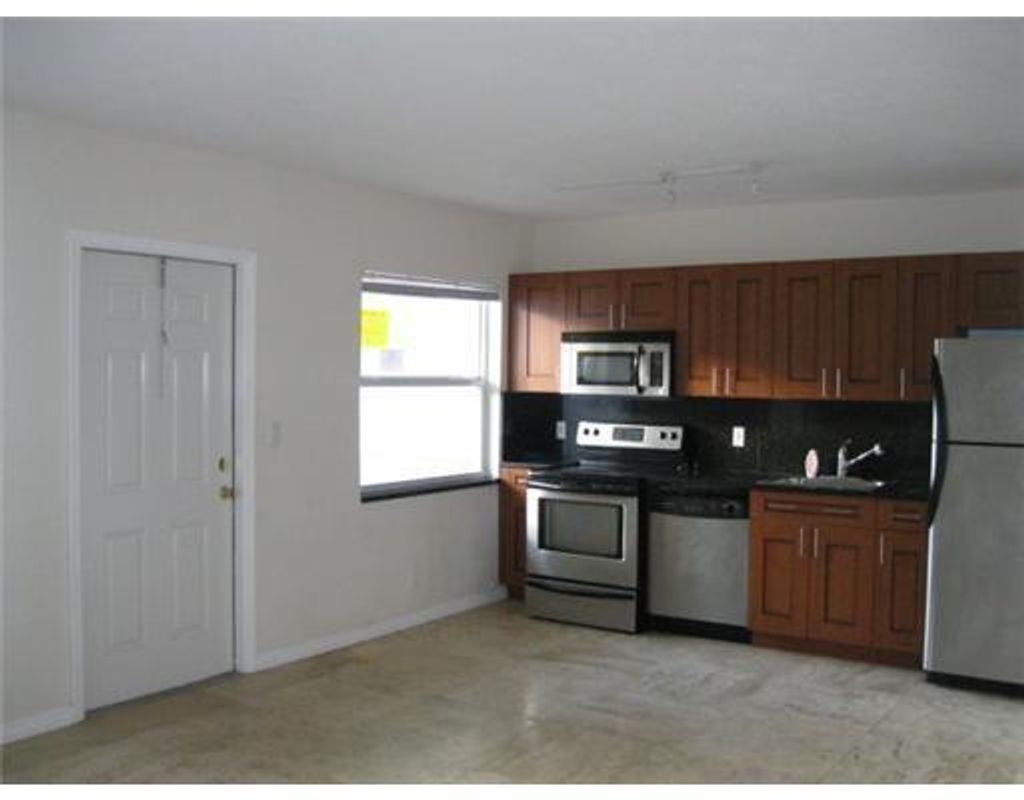 Photo of 1470 N Dixie Highway #1, Fort Lauderdale, FL 33304 (MLS # F10551689)