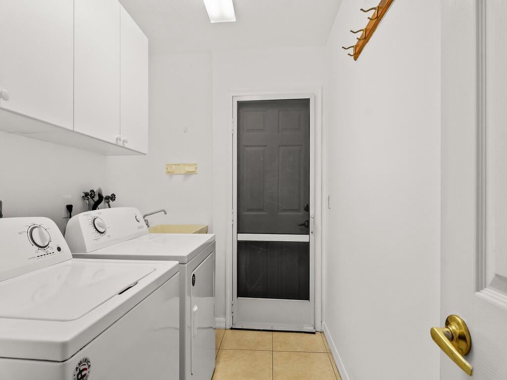 KINGS ISLE PHASE V - Residential