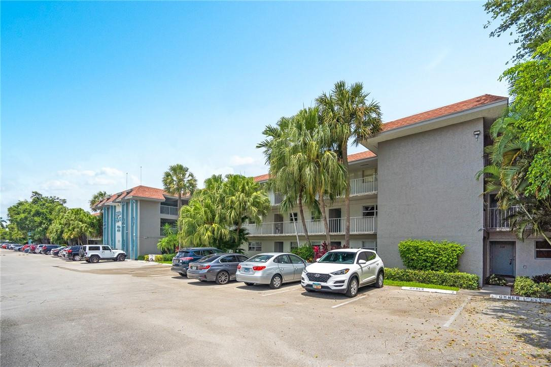 Hidden Harbor Condominium - Residential