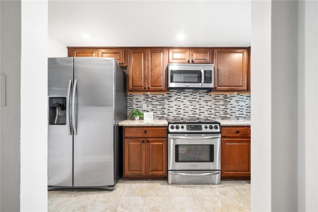 Hidden Harbor Condominium - Residential