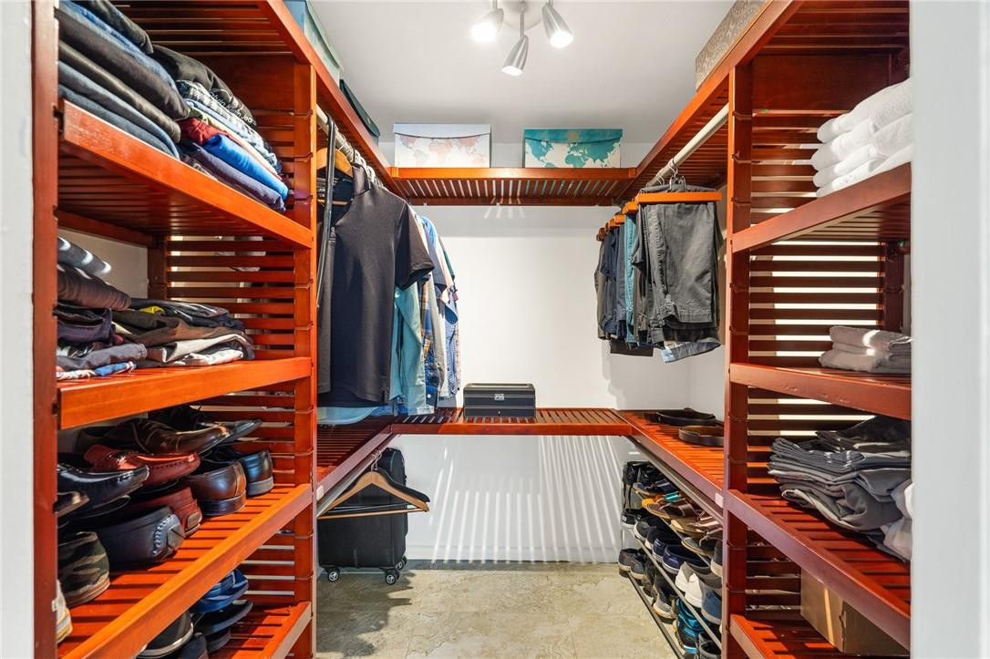 Hidden Harbor Condominium - Residential