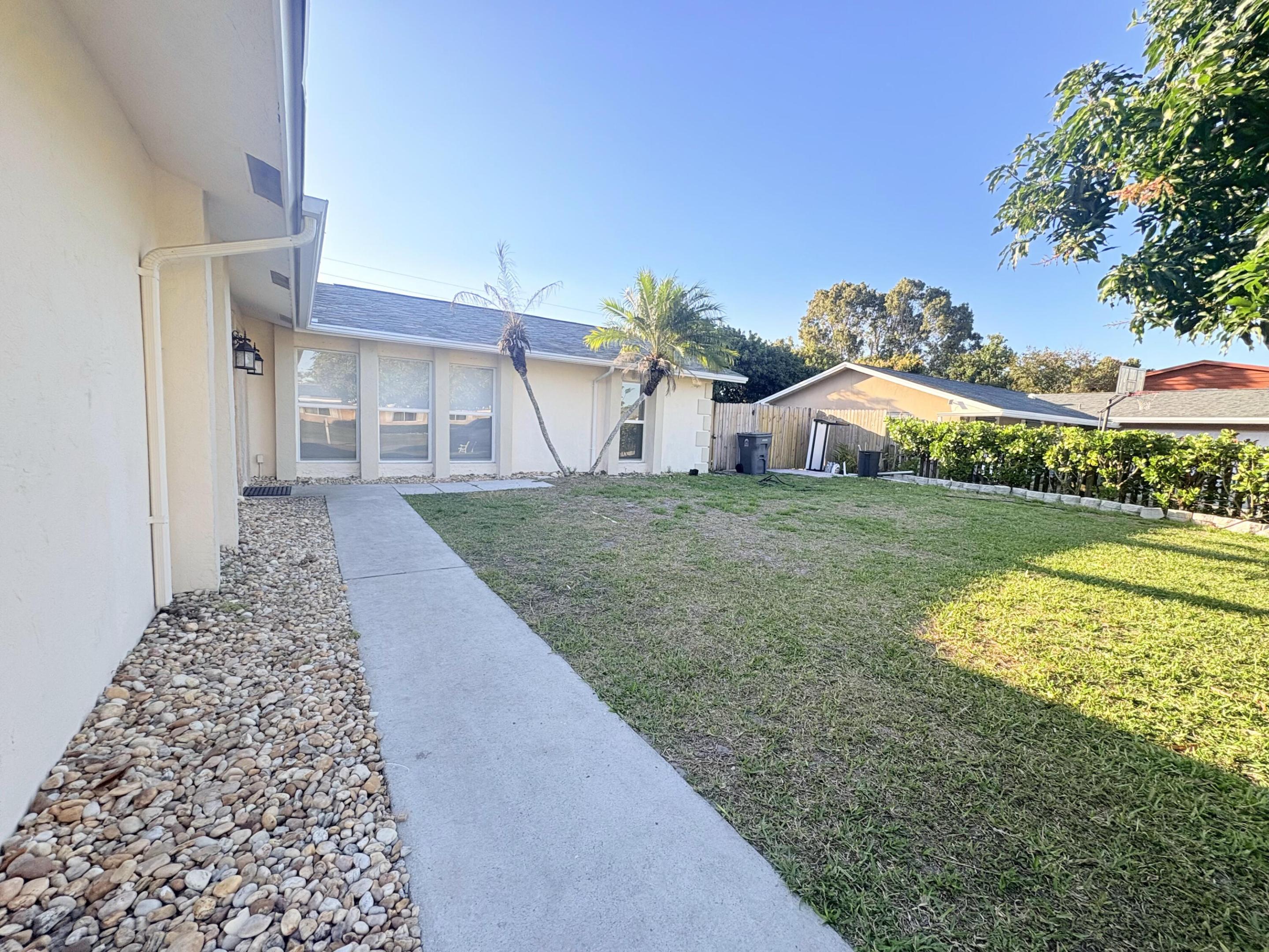 WYNNEWOOD ACRES 6 - Residential