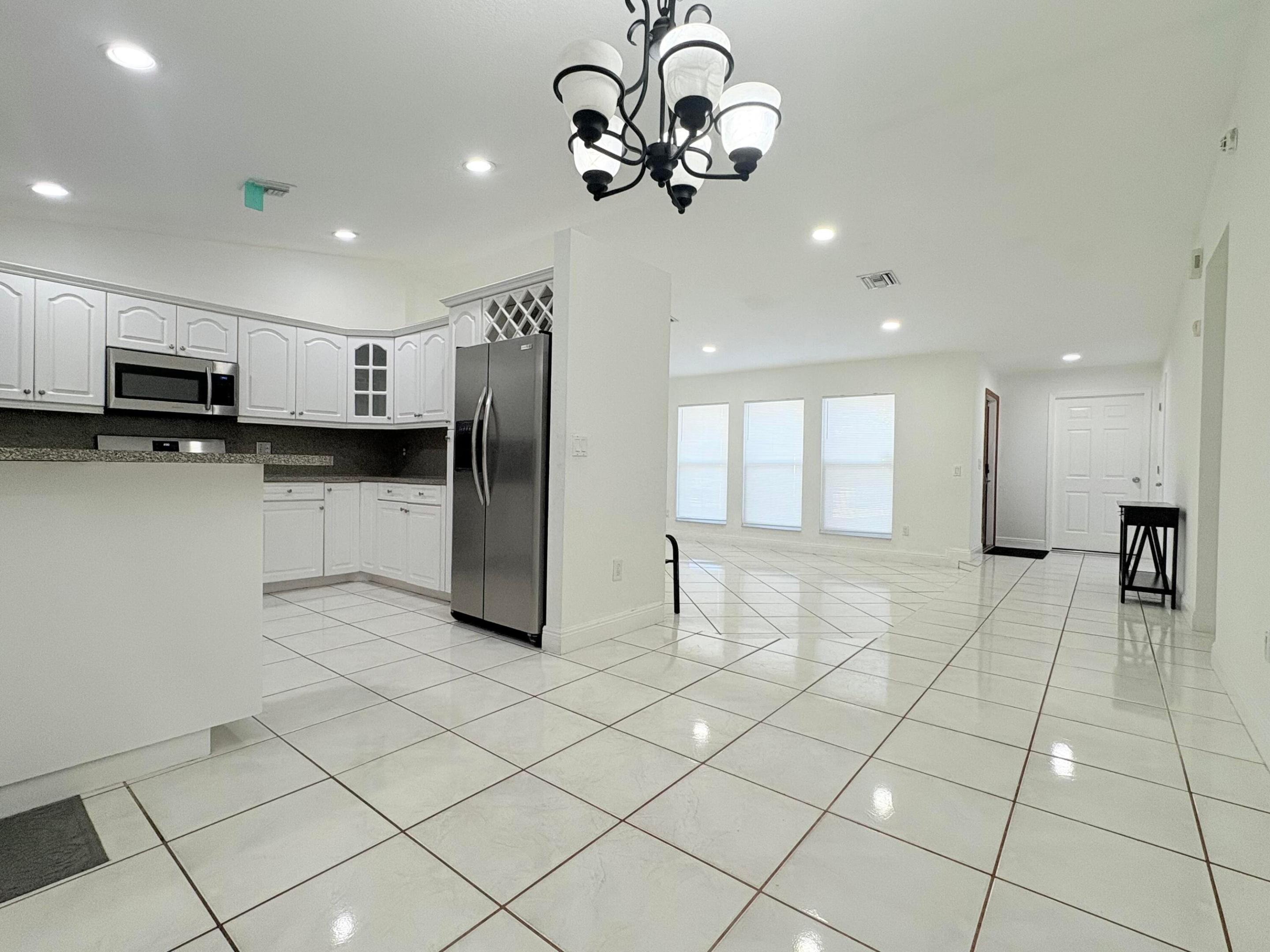 WYNNEWOOD ACRES 6 - Residential