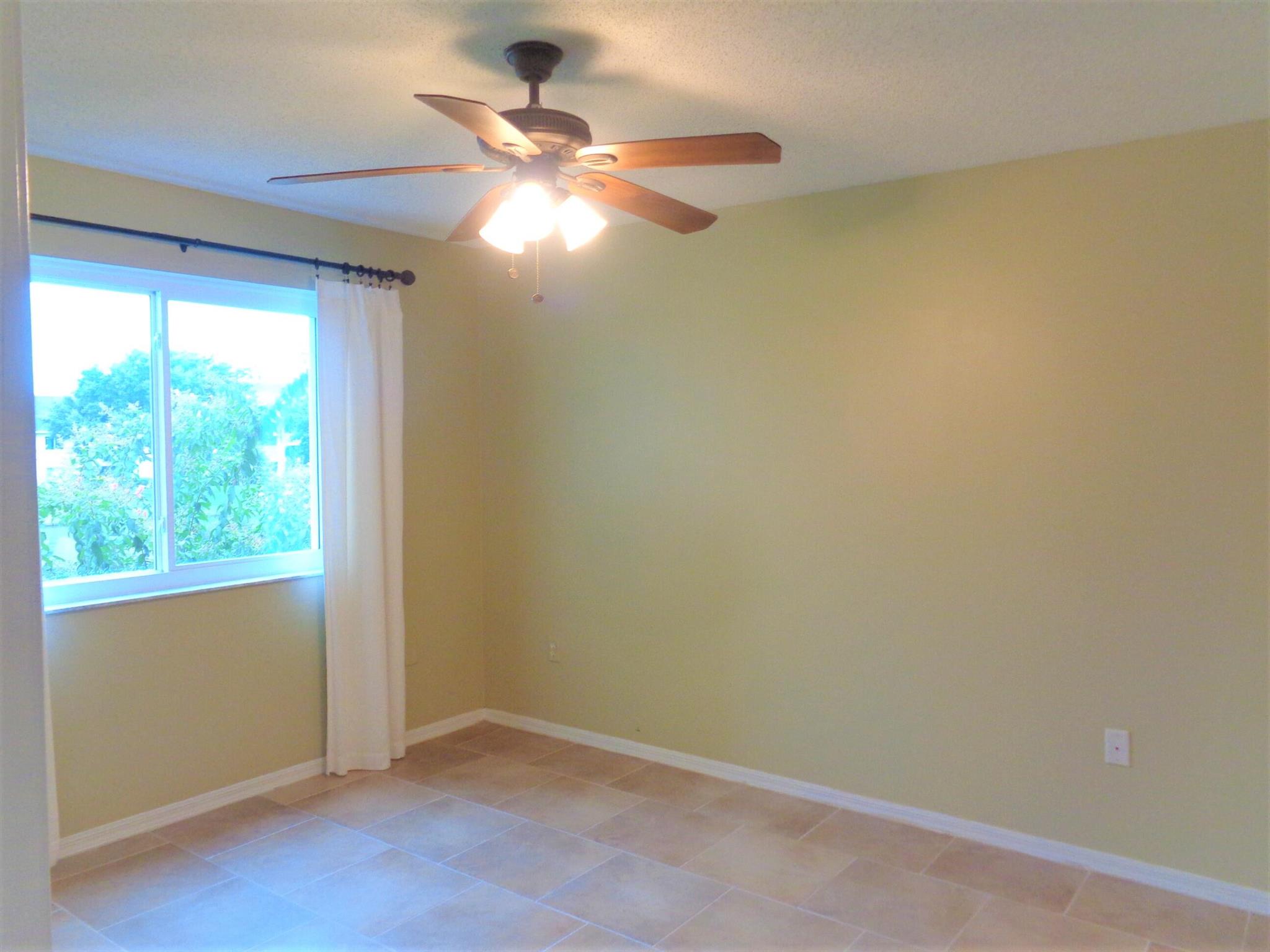 LAGUNA OF VERO BEACH - Residential Lease