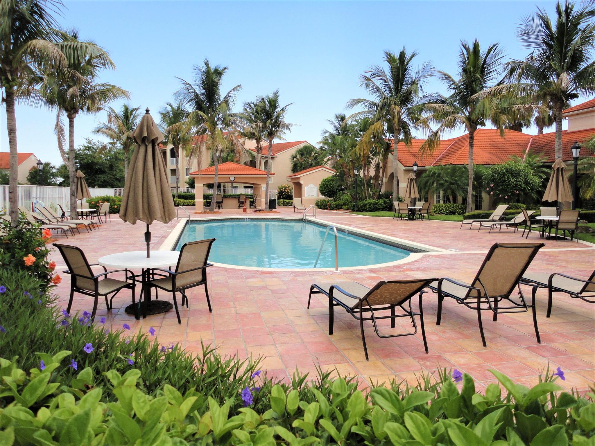 LAGUNA OF VERO BEACH - Residential Lease