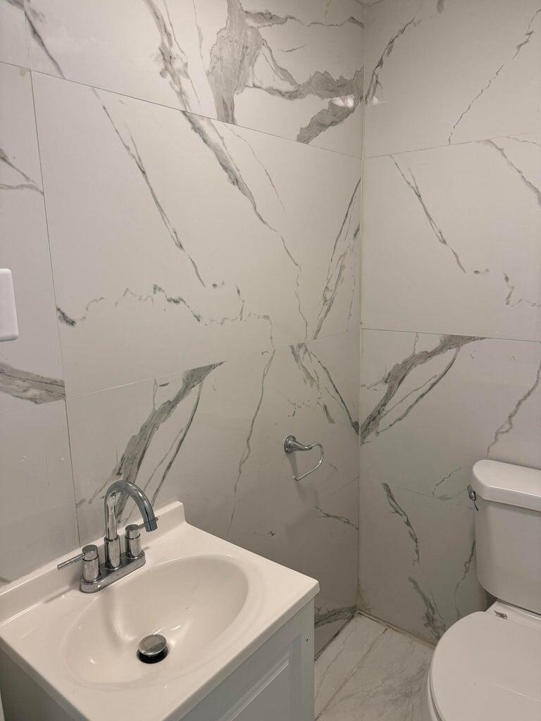 METES AND BOUNDS - Residential Lease