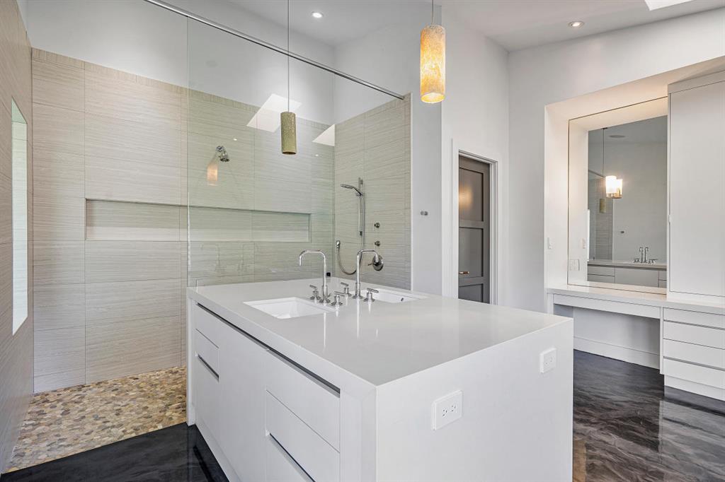 BOCA RATON BATH & TENNIS - Residential