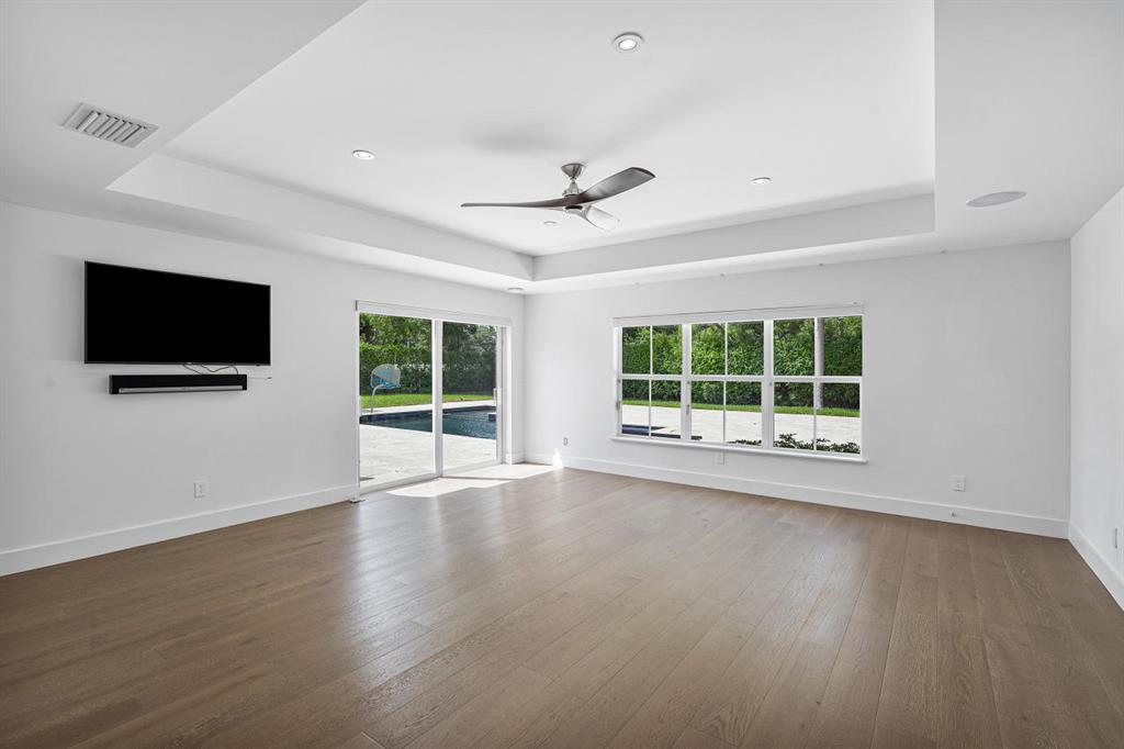 BOCA RATON BATH & TENNIS - Residential