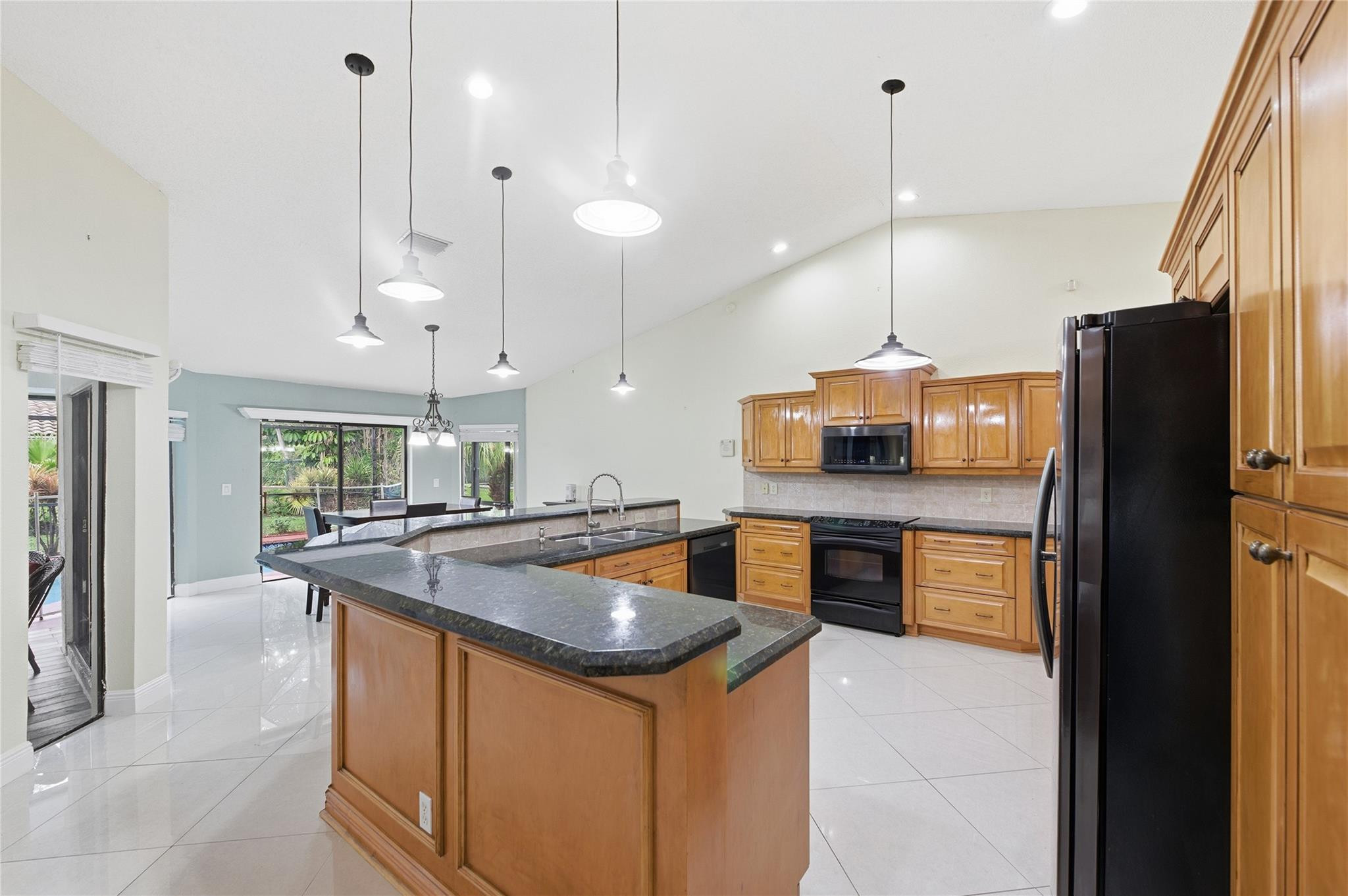 CYPRESS GLEN - Residential