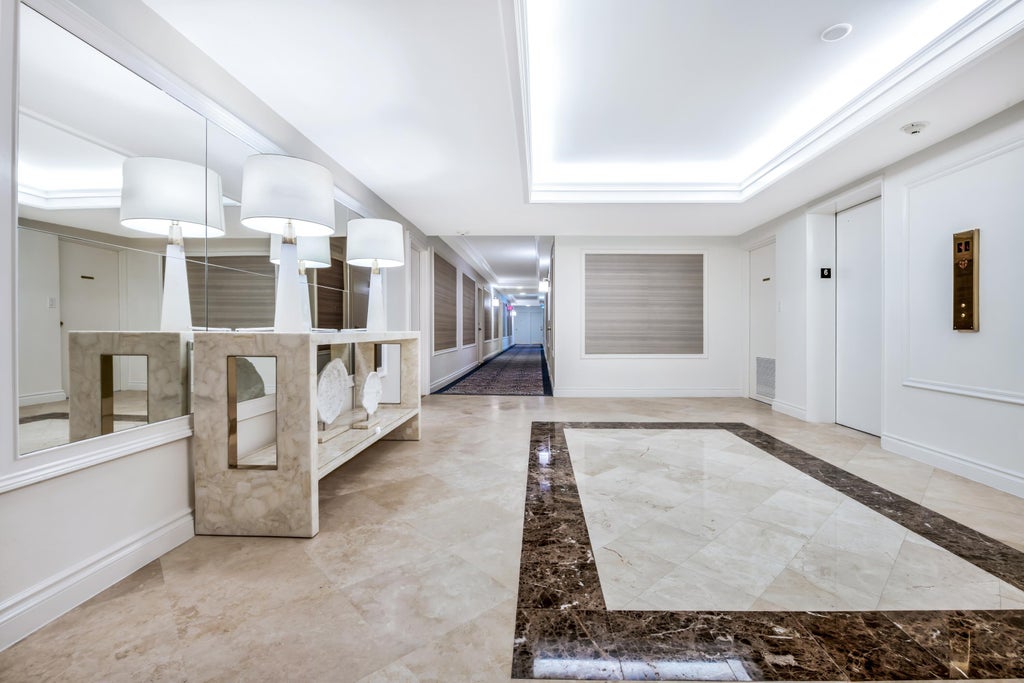 Photo of 250 Bradley Place #504, Palm Beach, FL 33480 (MLS # B26079968)