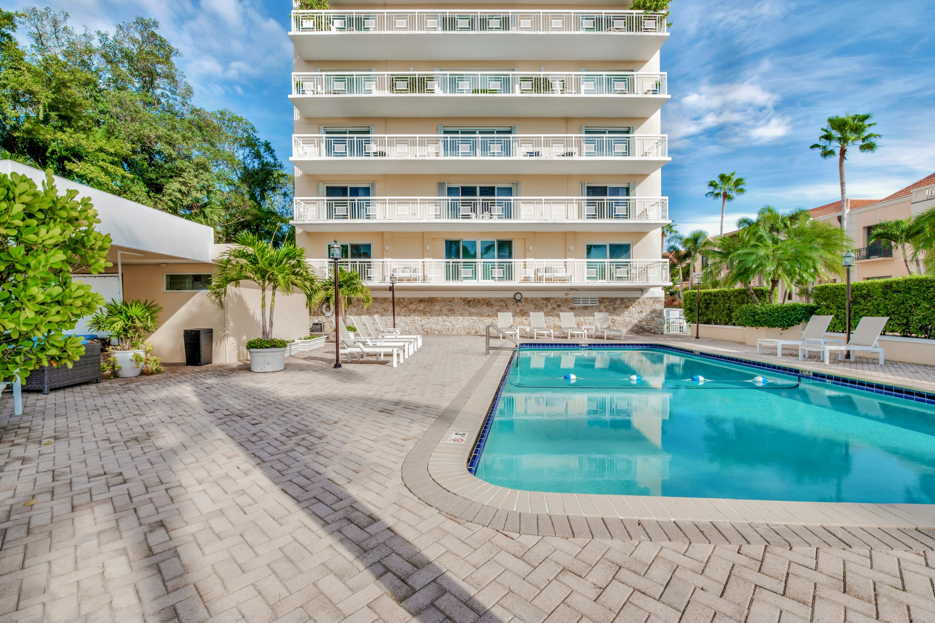 250 Bradley Place 504