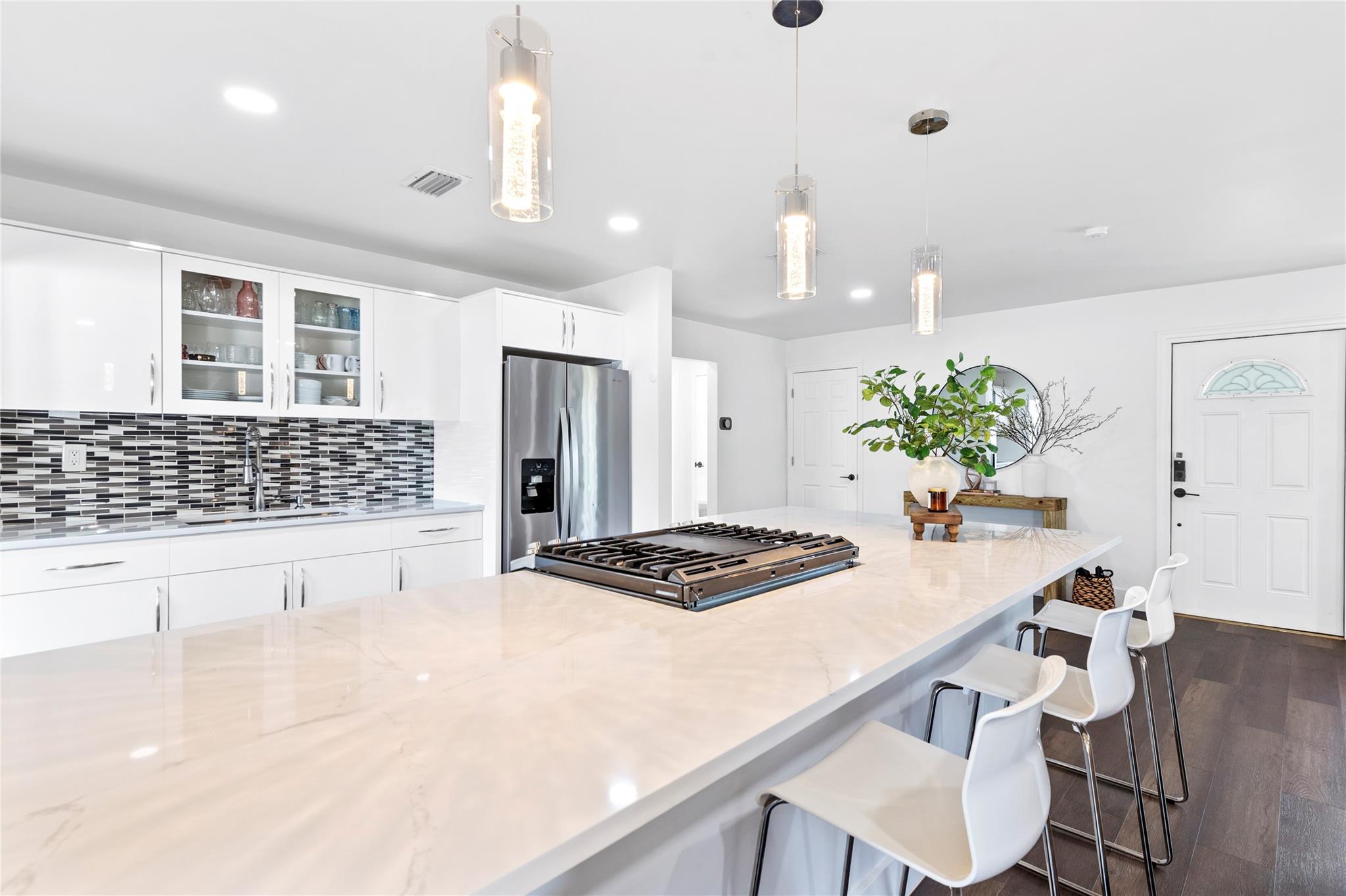 8360 NW 29th St