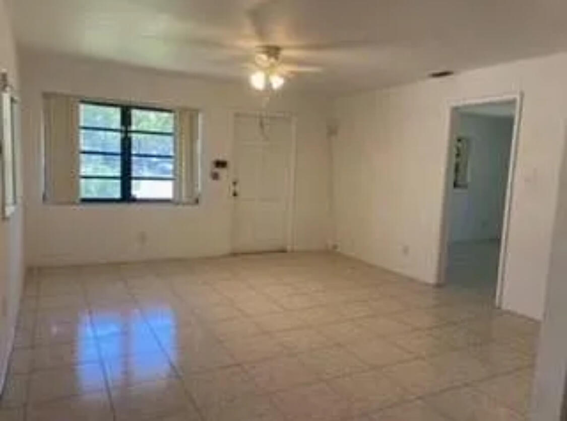 PLAYLAND ESTATES SEC 1 - Residential Lease