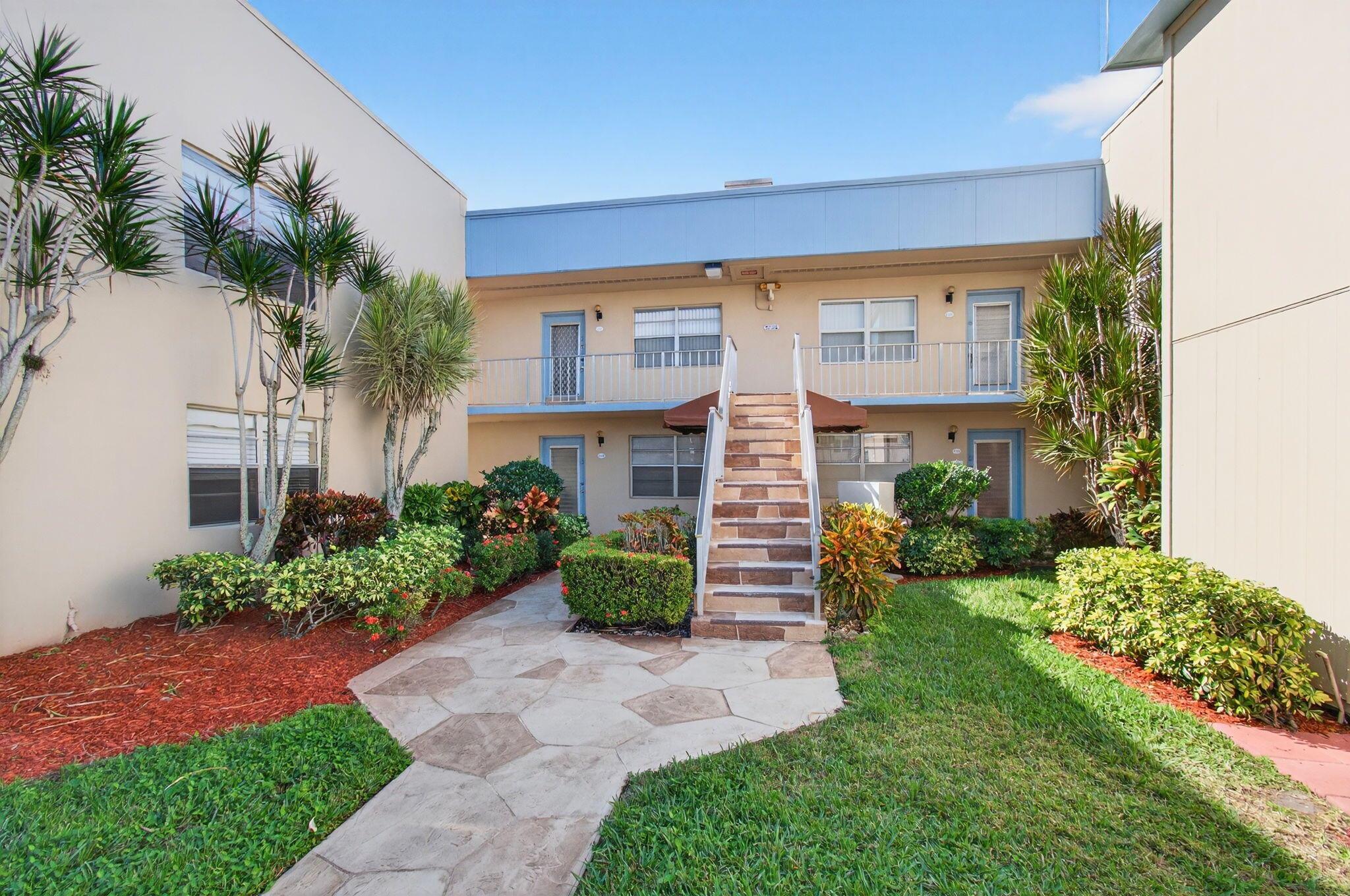 KINGS POINT - Residential