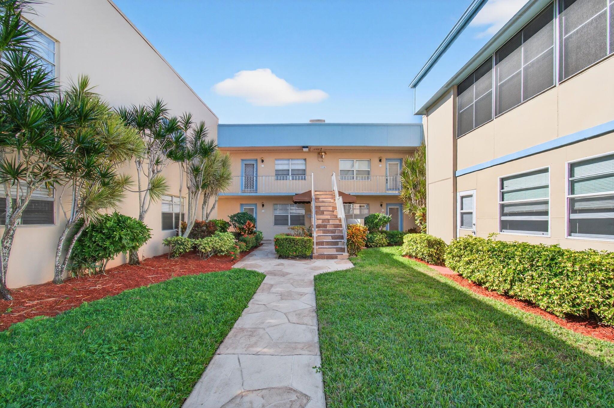 KINGS POINT - Residential