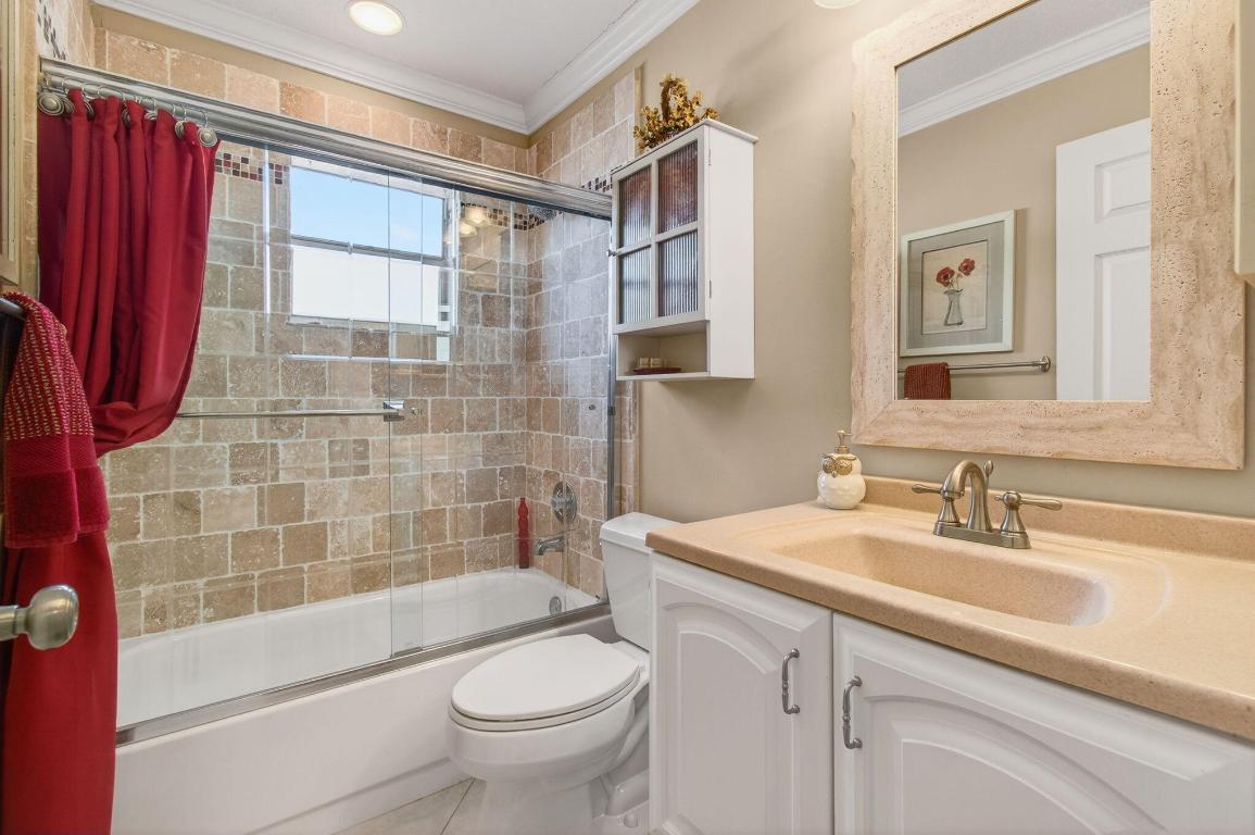 KINGS POINT - Residential