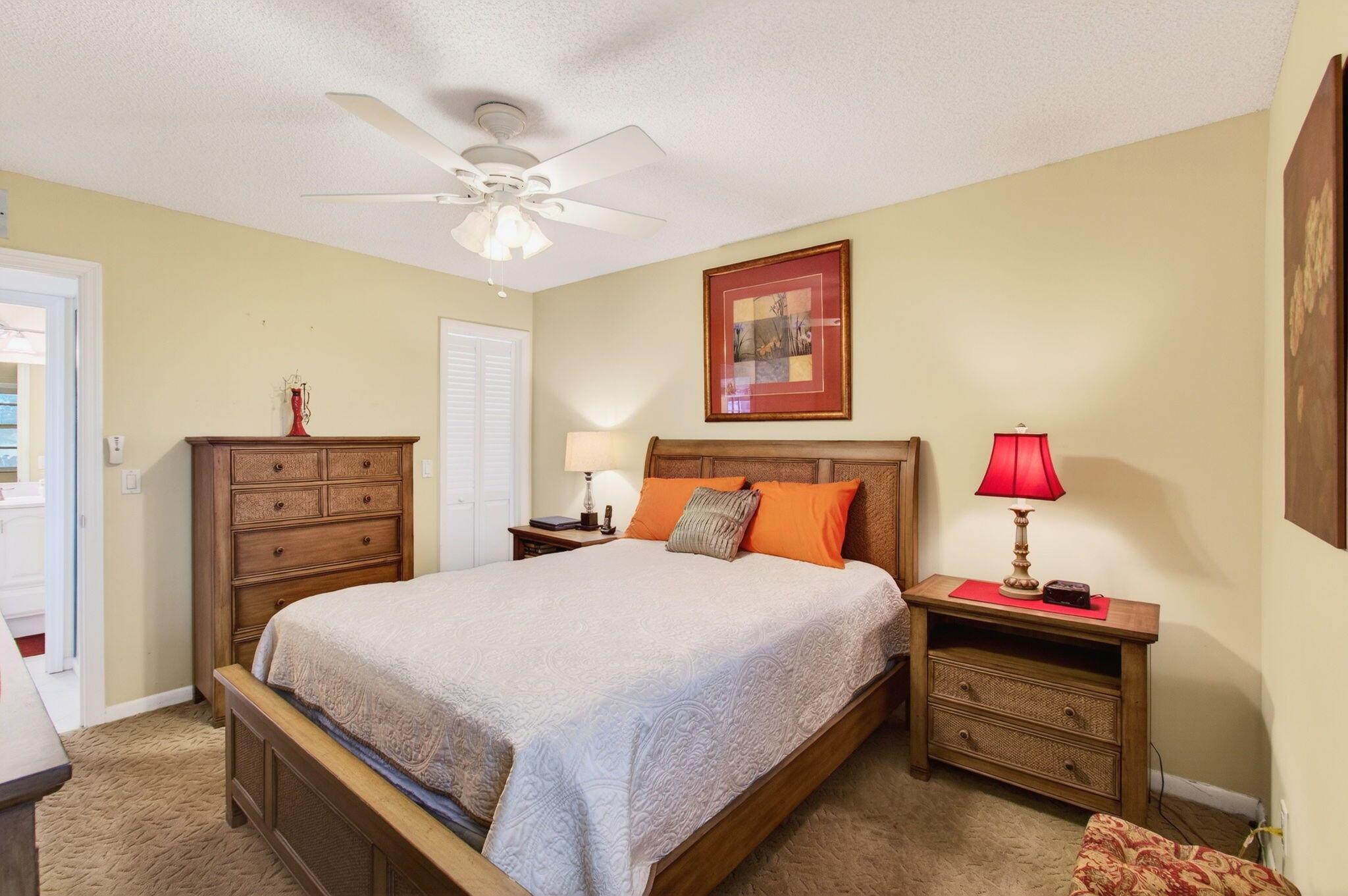 KINGS POINT - Residential