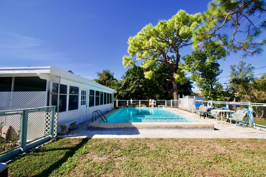 ACACIA VILLA - Residential