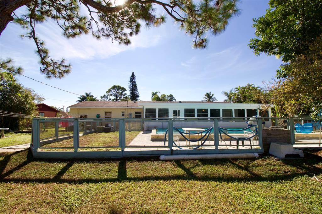 ACACIA VILLA - Residential