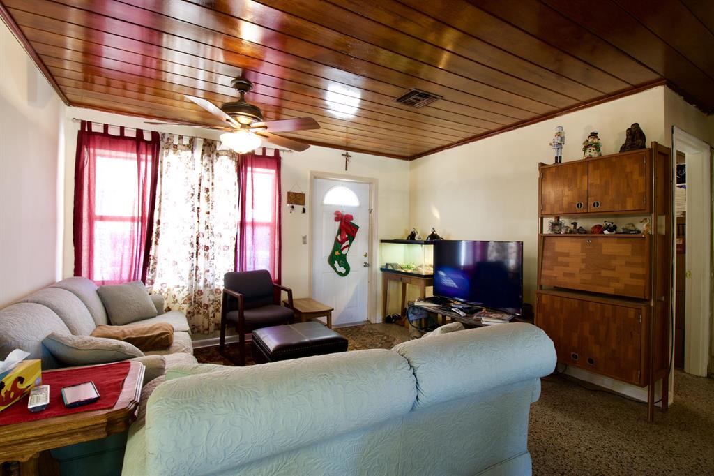 ACACIA VILLA - Residential