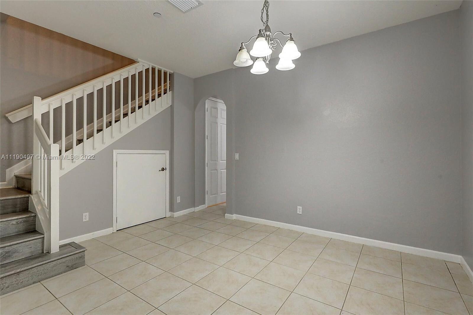 RIVER MARINA - Residential Lease