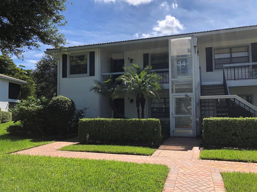 Lovely 2nd floor unit with lift, and great water and golf vistas. Large screened porch and nicely furnished. The HOA also includes a $253.00 assessment to Hunters Run.