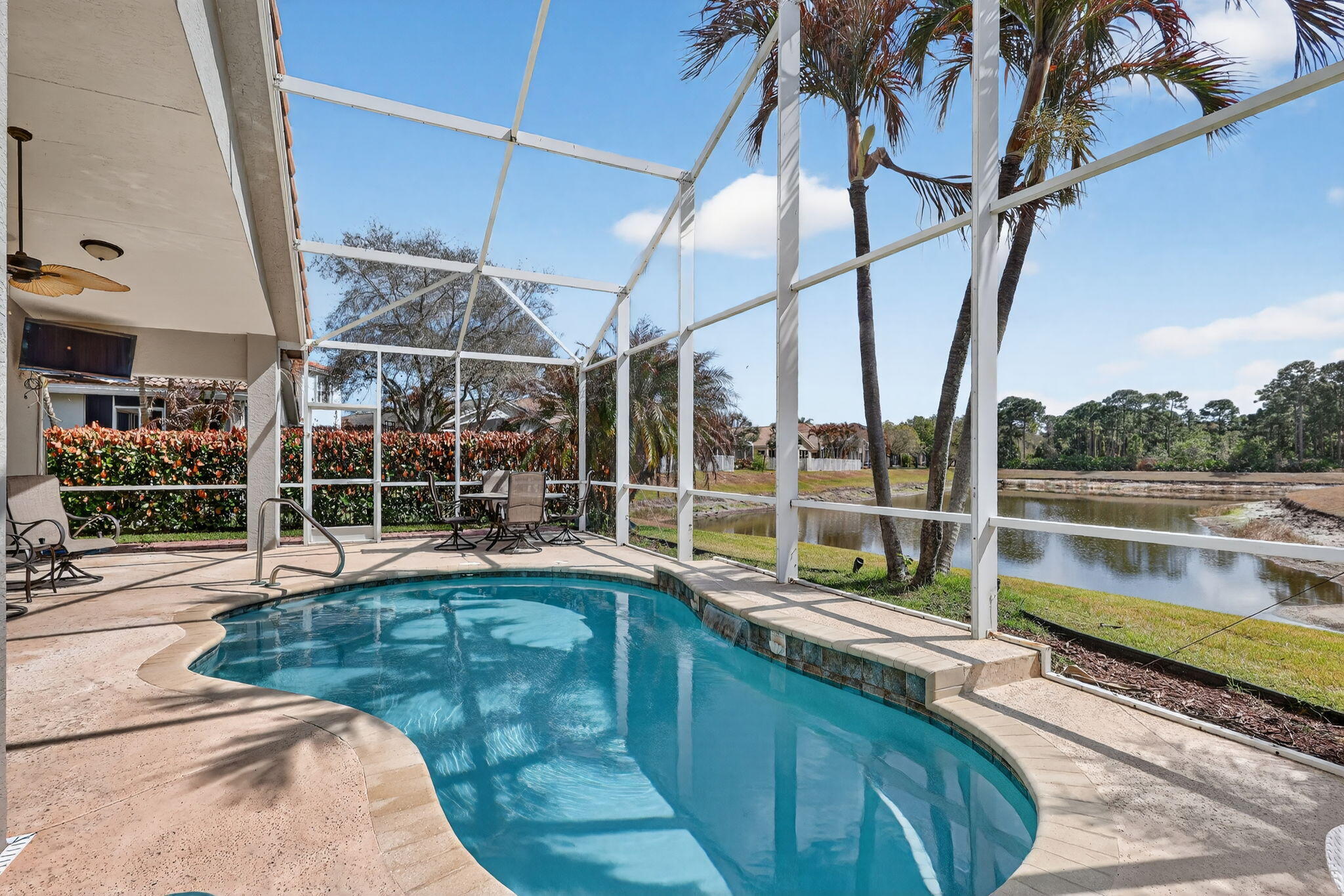 MARTINS CROSSING - Residential