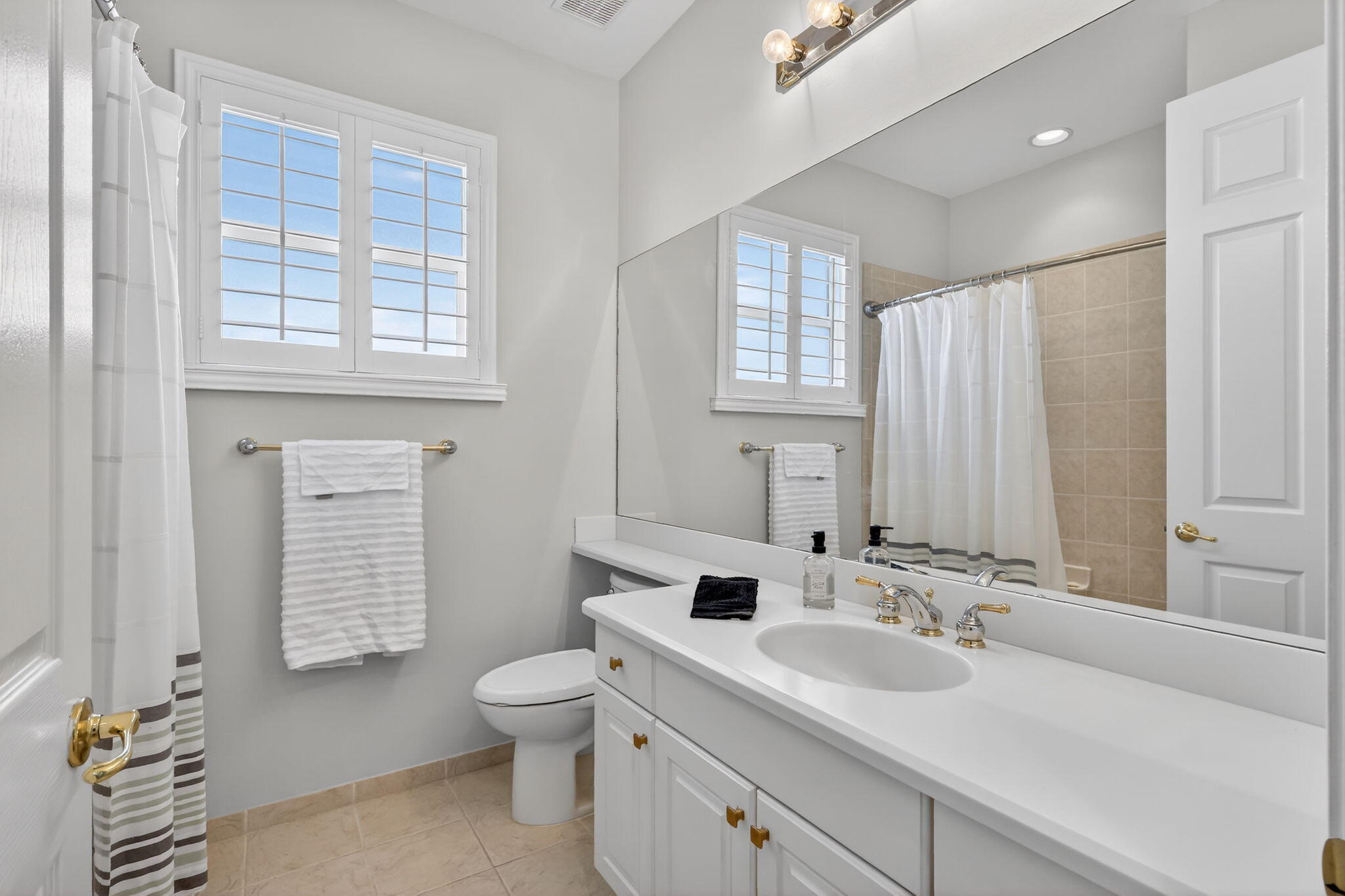 MARTINS CROSSING - Residential