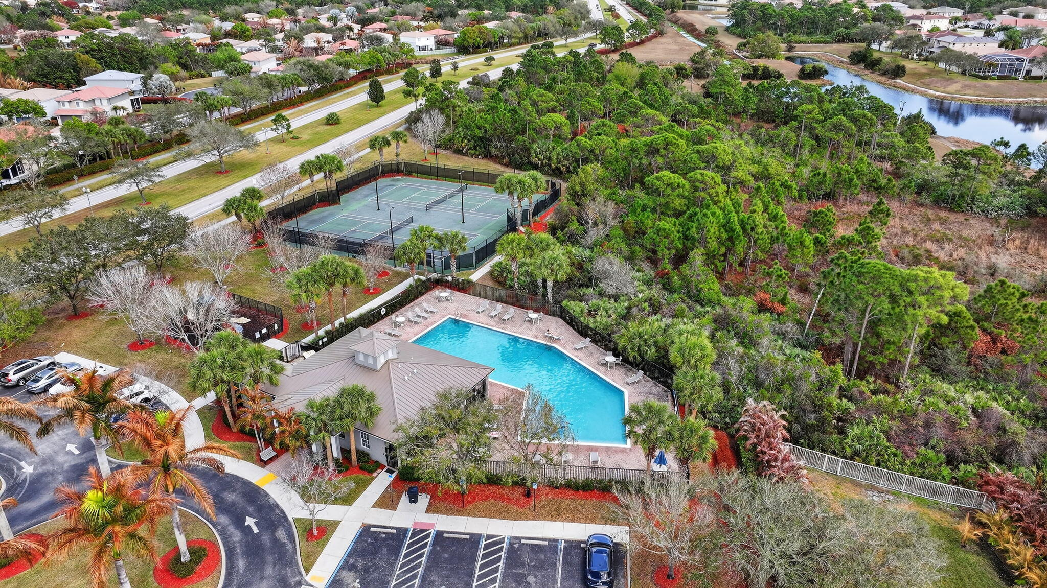 MARTINS CROSSING - Residential