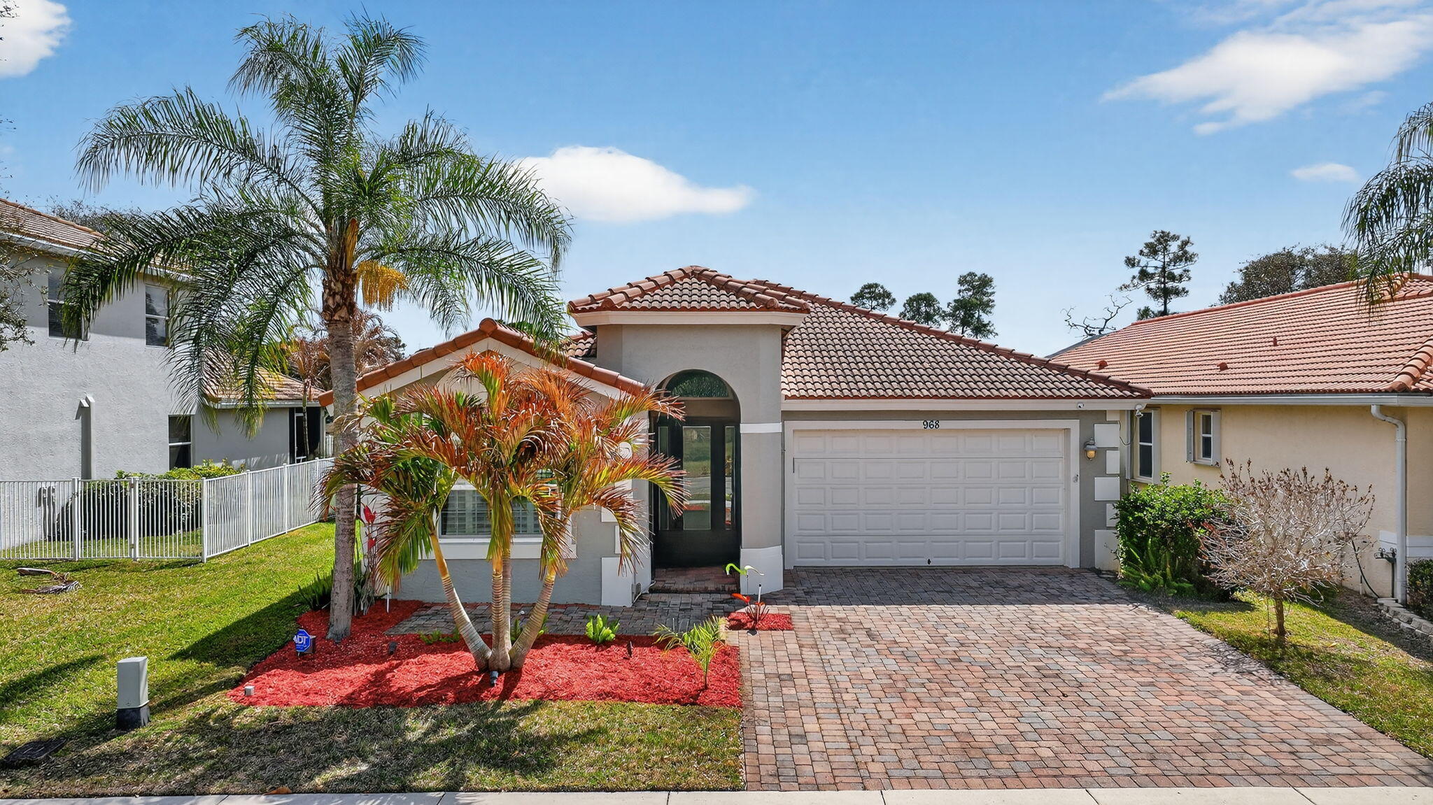 MARTINS CROSSING - Residential