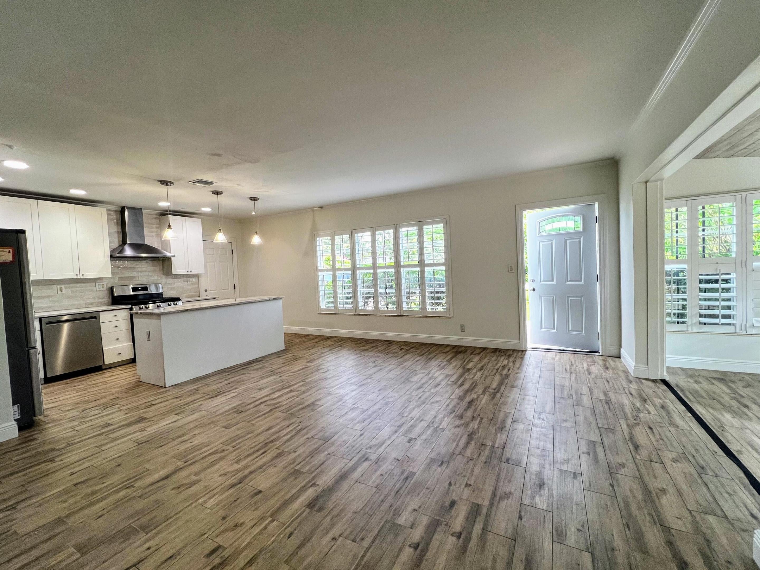 1730 NE 17TH Street