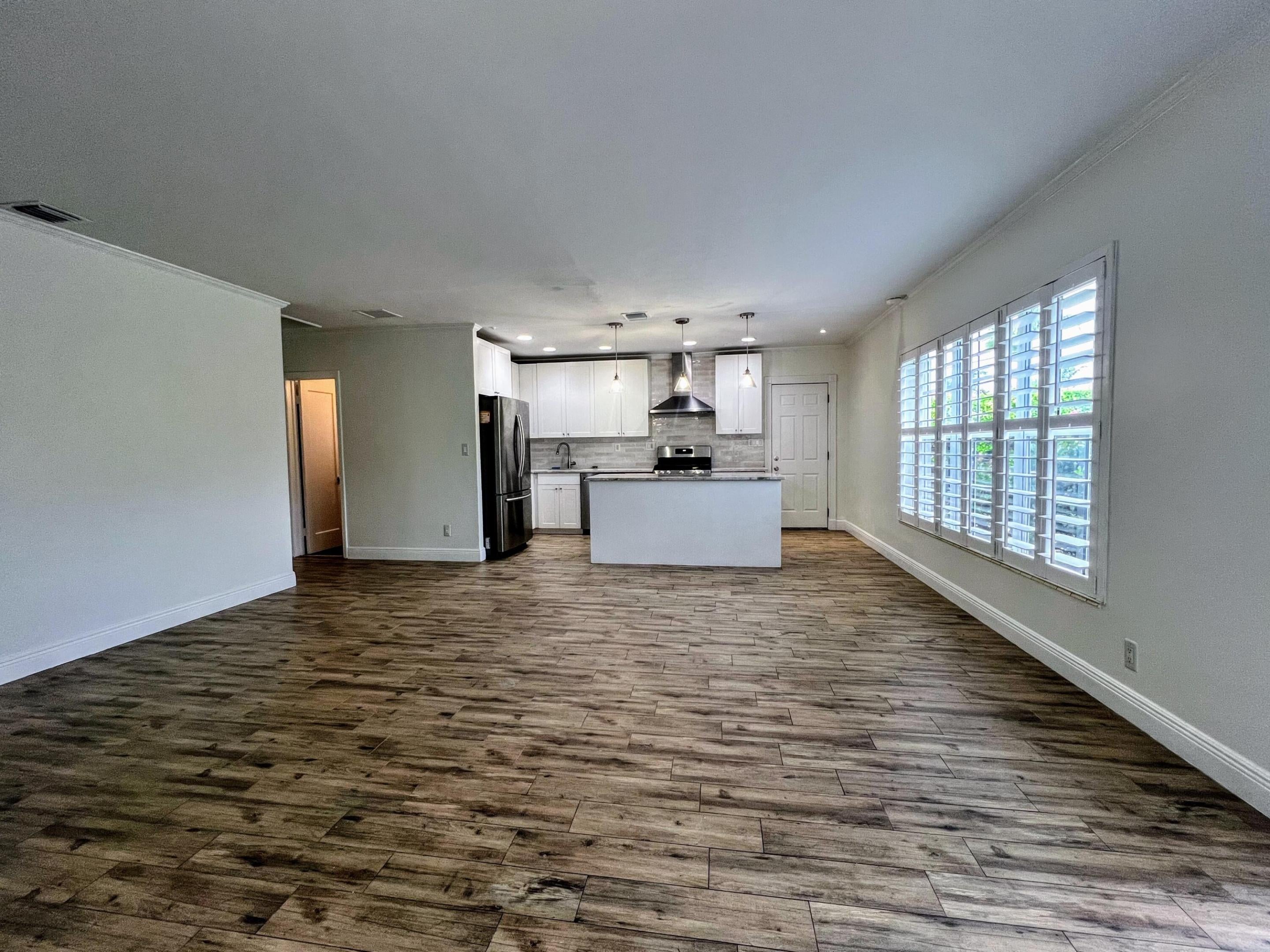 1730 NE 17TH Street