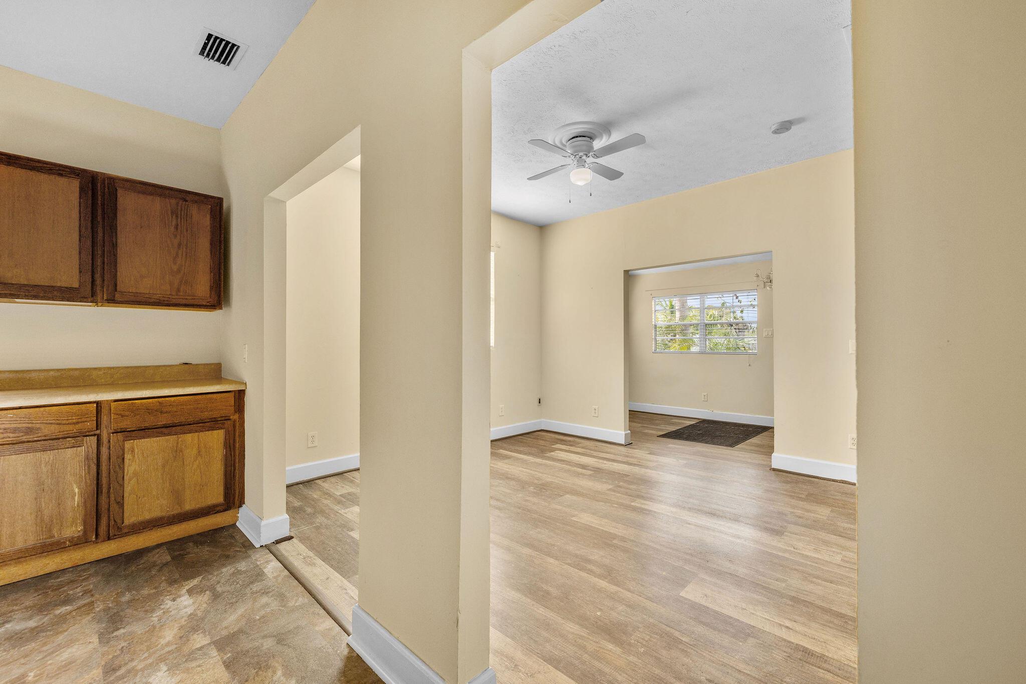 Little Dixie - Residential Lease