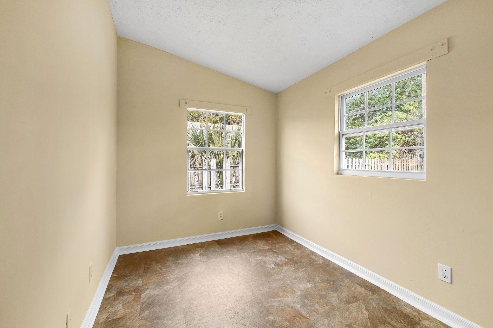 Little Dixie - Residential Lease